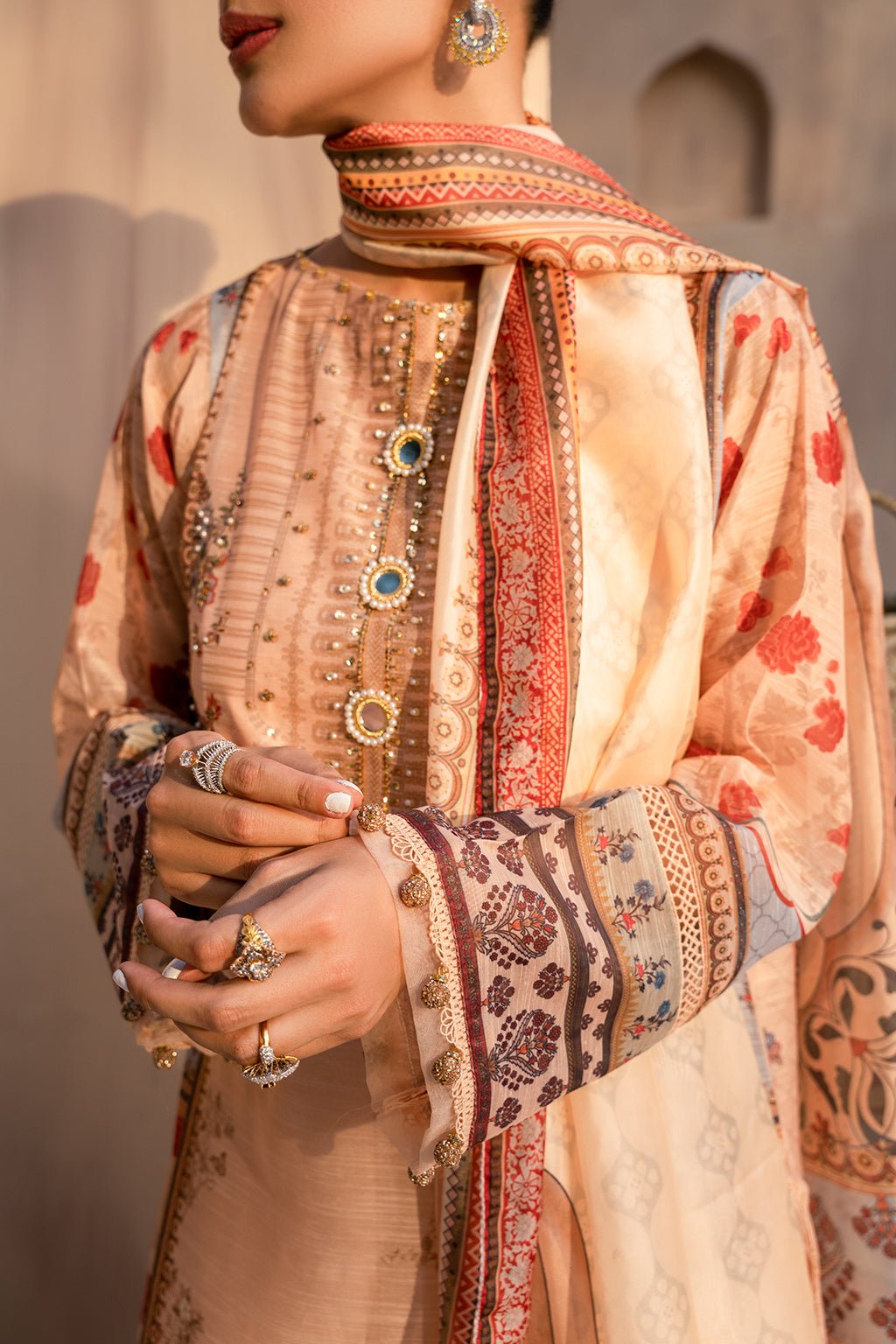 Ayezel | Zoya & Fatima