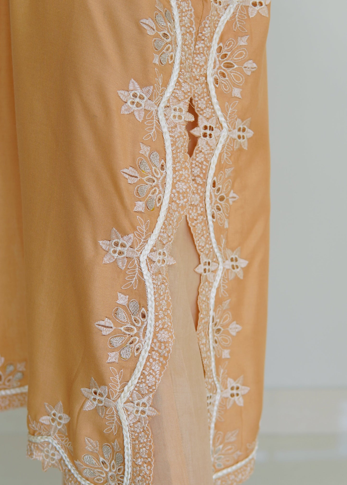 Macizo | Zoya & Fatima