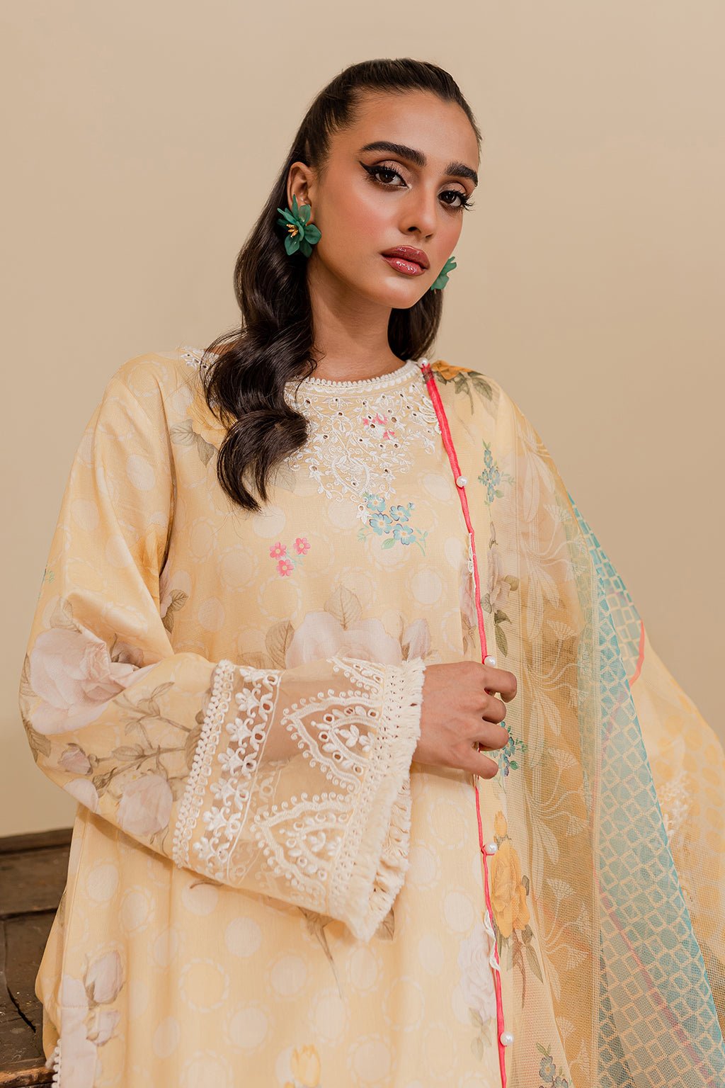 ZF4-259 | Zoya & Fatima