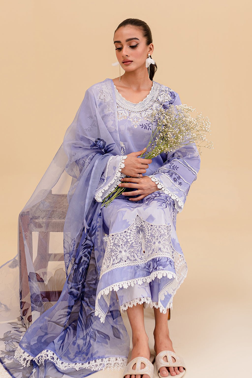 ZF7-404 | Zoya & Fatima