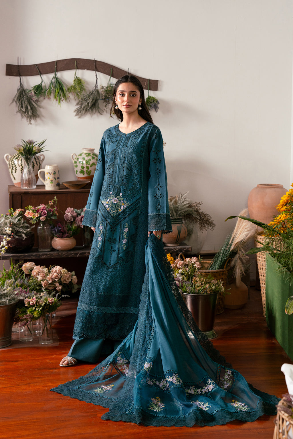 3 PIECE EMBROIDERED LAWN - ELIF (Luxury Lawn)