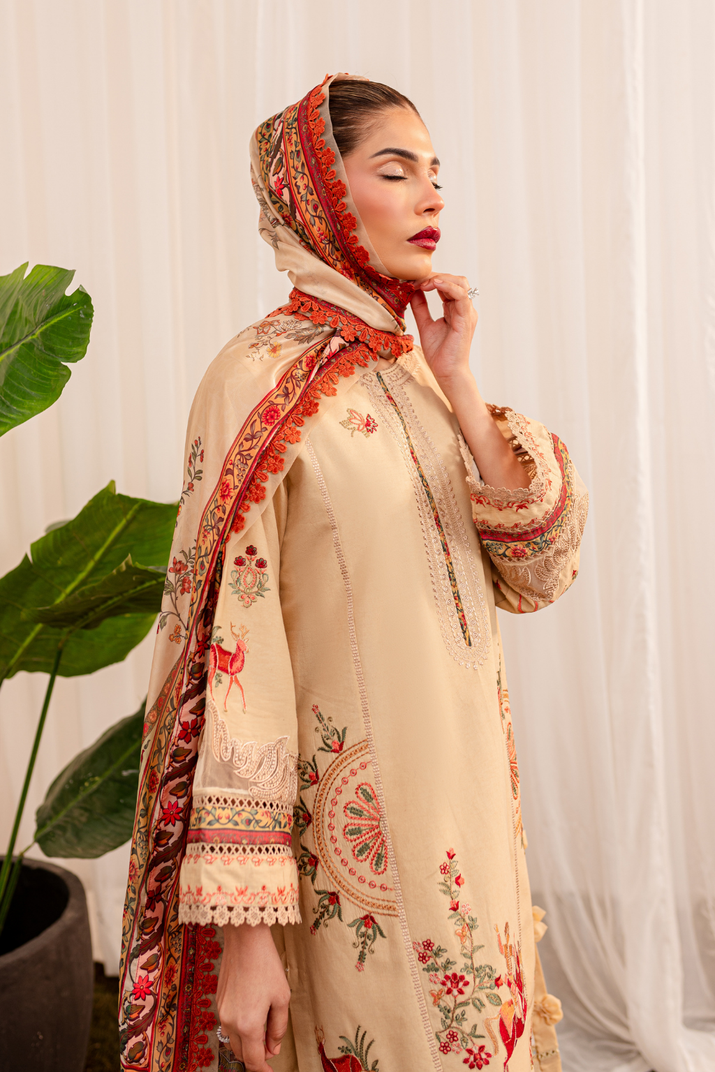 3 PIECE EMBROIDERED LAWN - RAIA (UNSTITCHED)